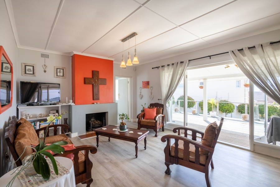 3 Bedroom Property for Sale in Upper Robberg Western Cape